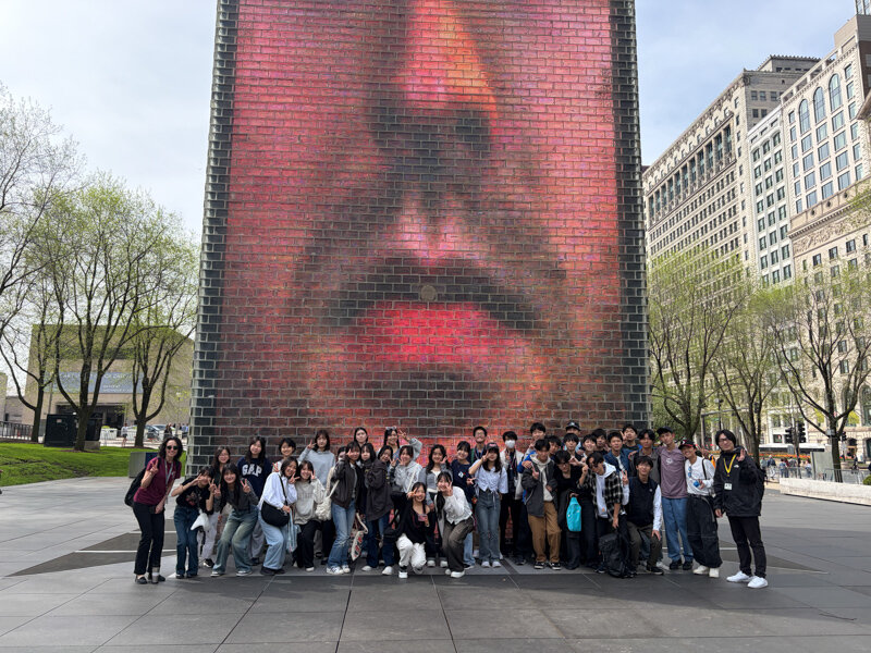 シカゴ散策と「プロム」体験（ロックポート班）