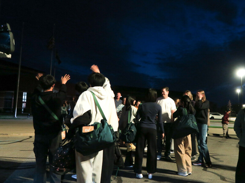 思い出を胸に帰国の途へ（ウェストフィールド班）